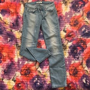 LEVIS 524 STRAIGHT JEANS